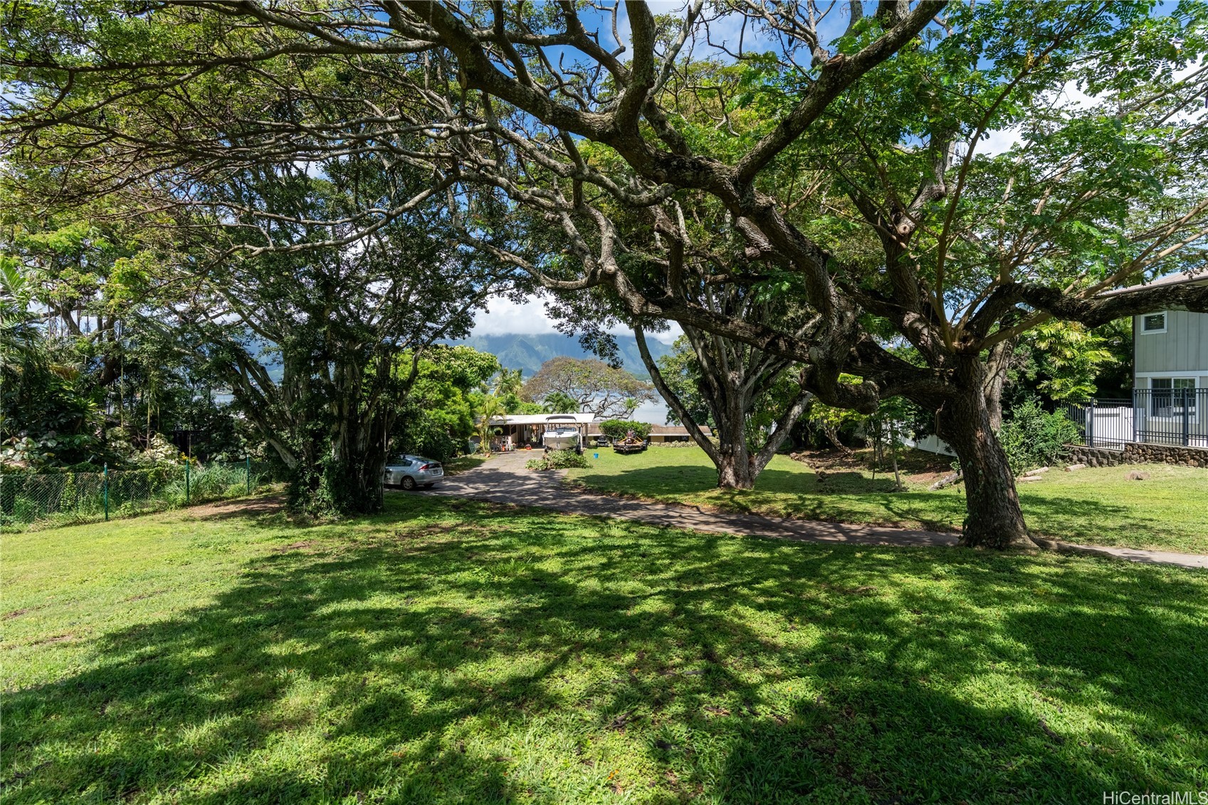 44-375 Kaneohe Bay Drive