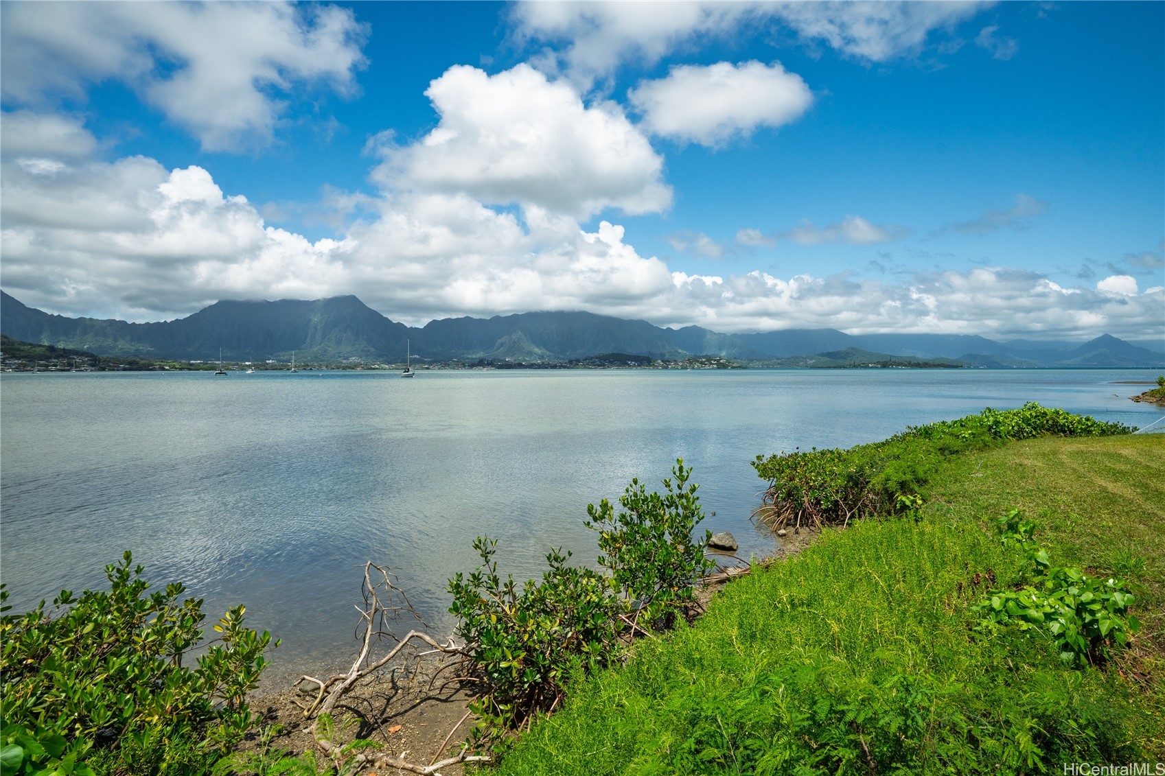 44-375 Kaneohe Bay Drive