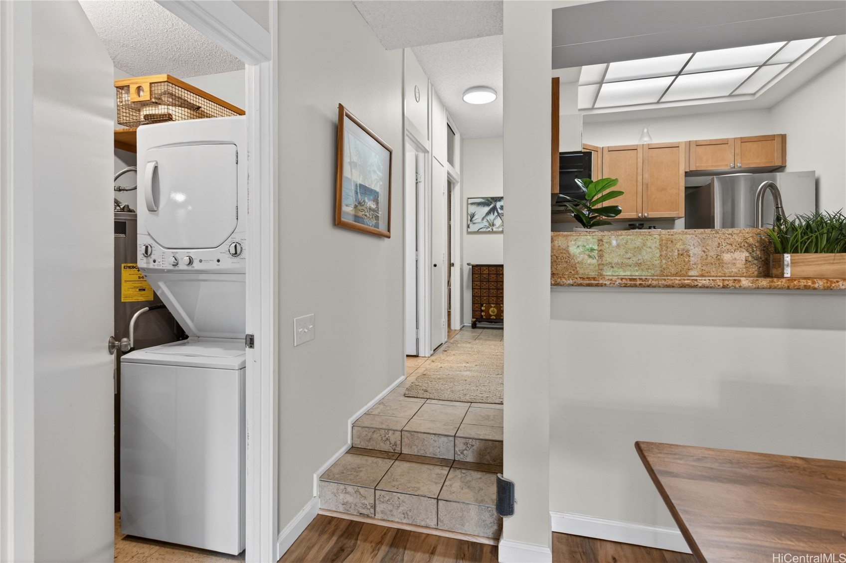 1020 Aoloa Place 109B