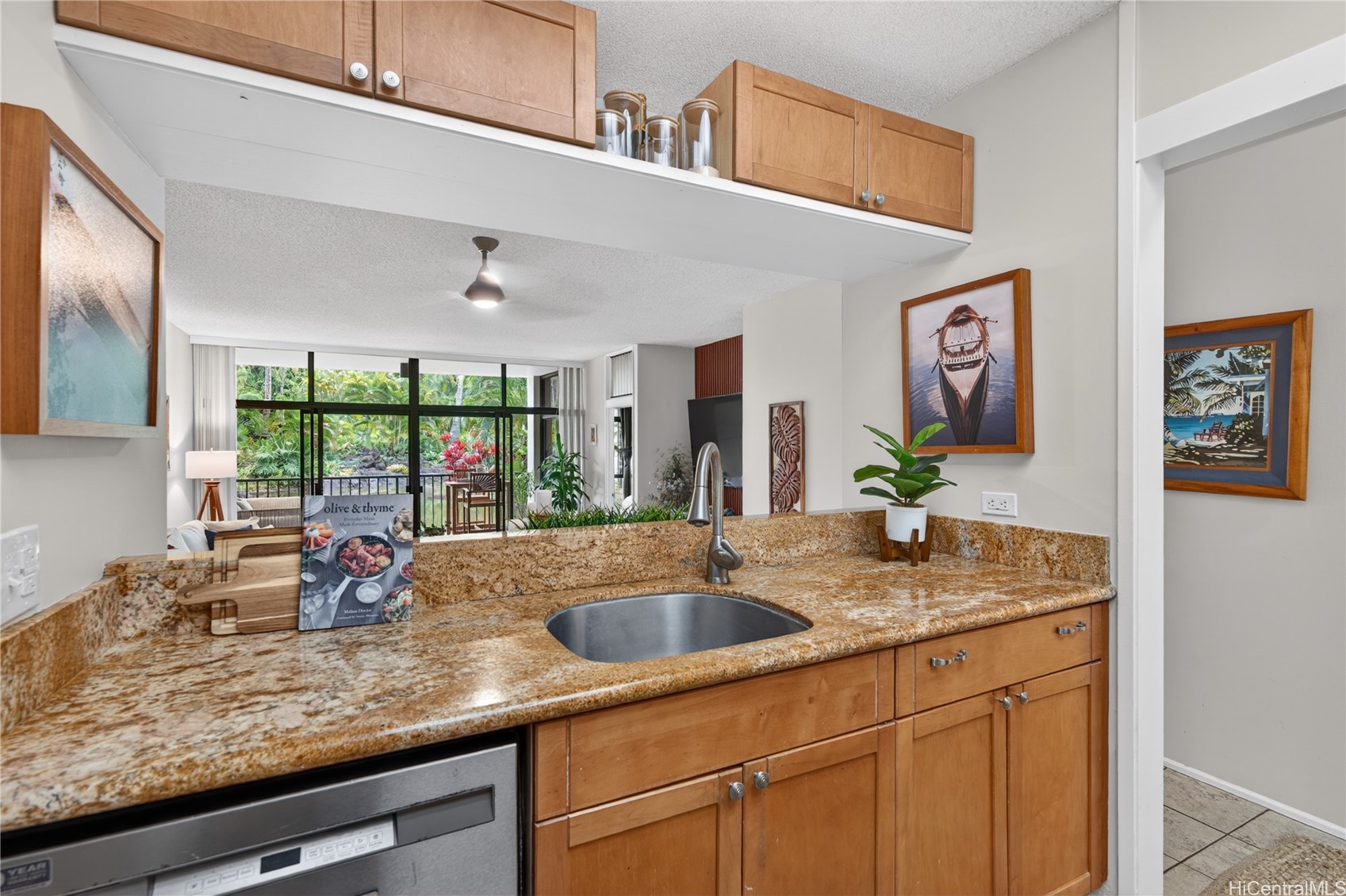 1020 Aoloa Place 109B