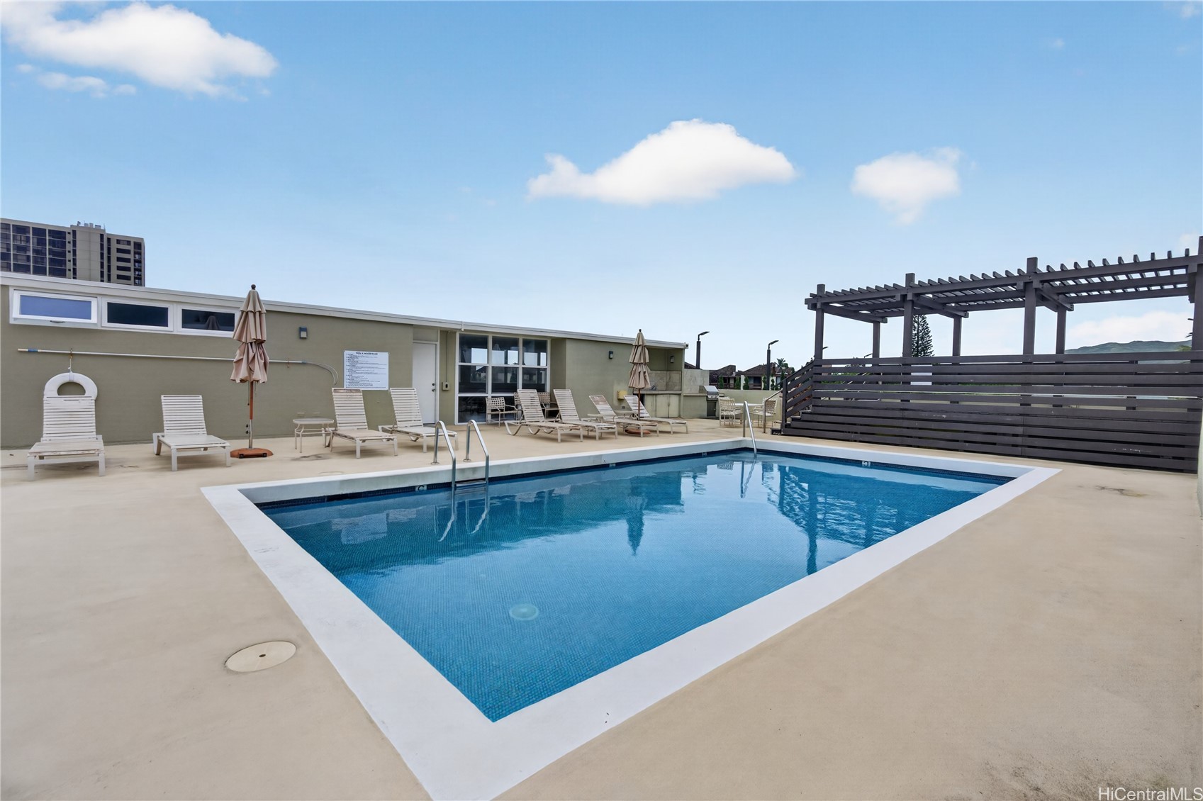 1020 Aoloa Place 109B