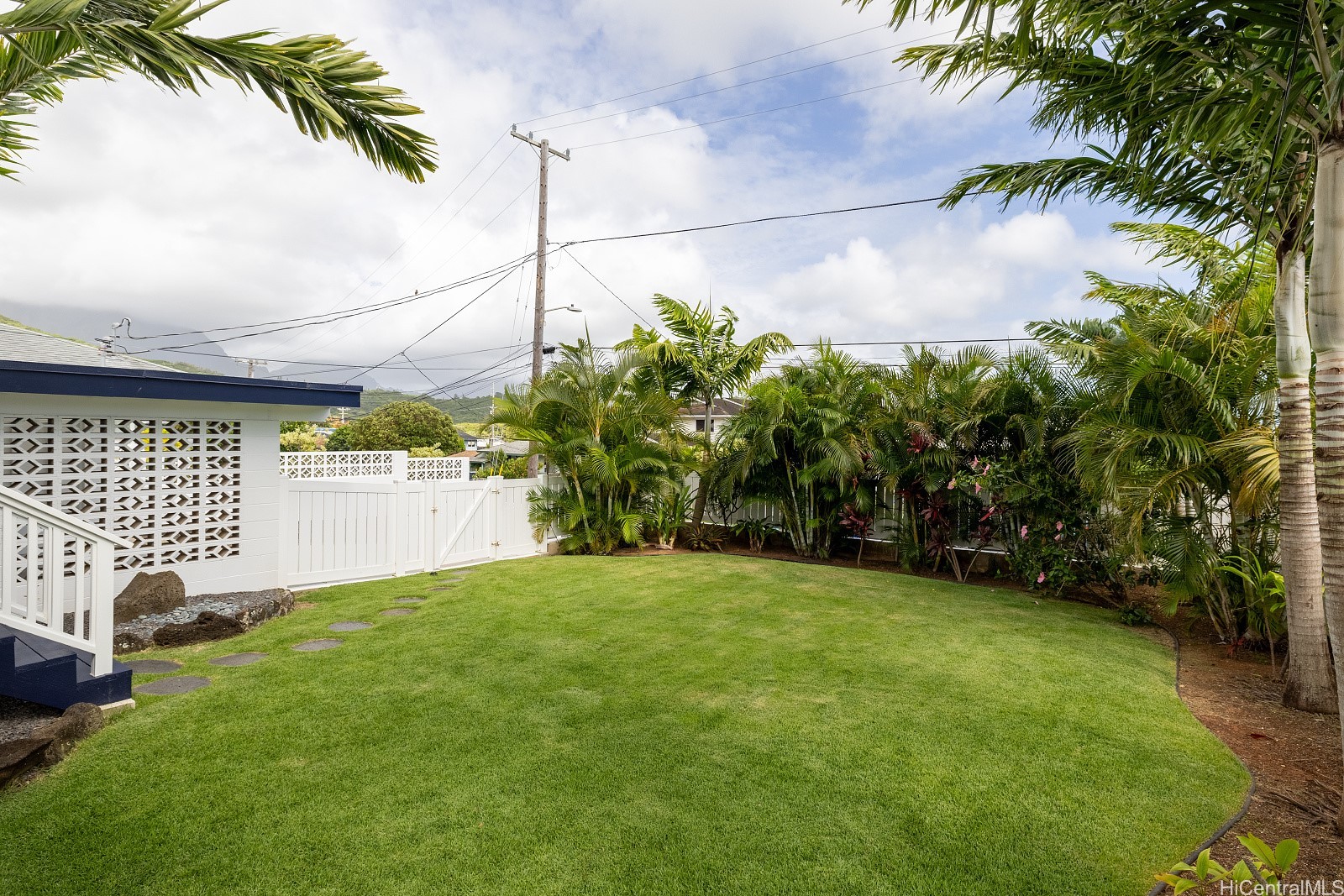 1361 Akalani Loop