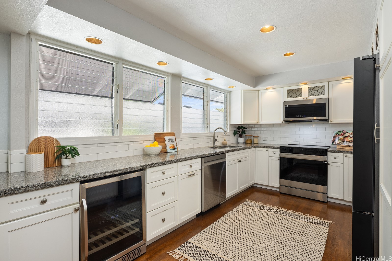 1361 Akalani Loop