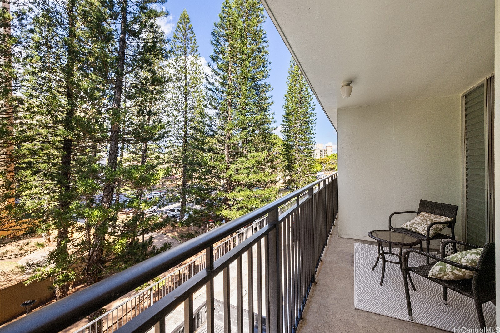 1610 Kanunu Street 306