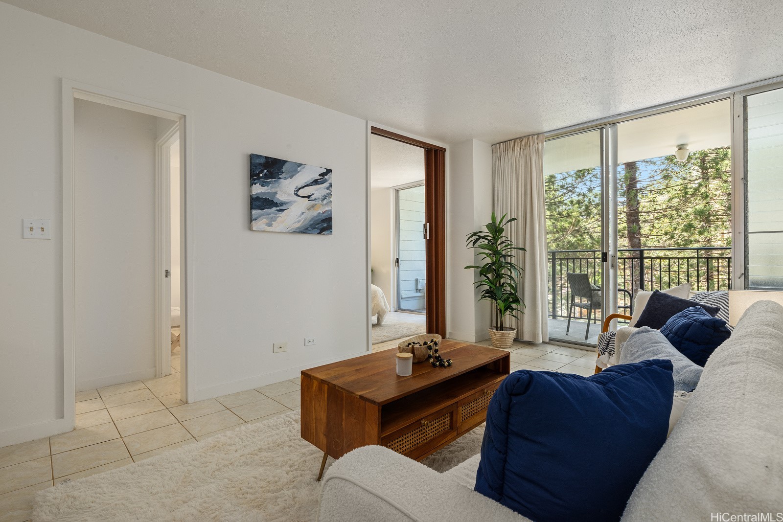 1610 Kanunu Street 306