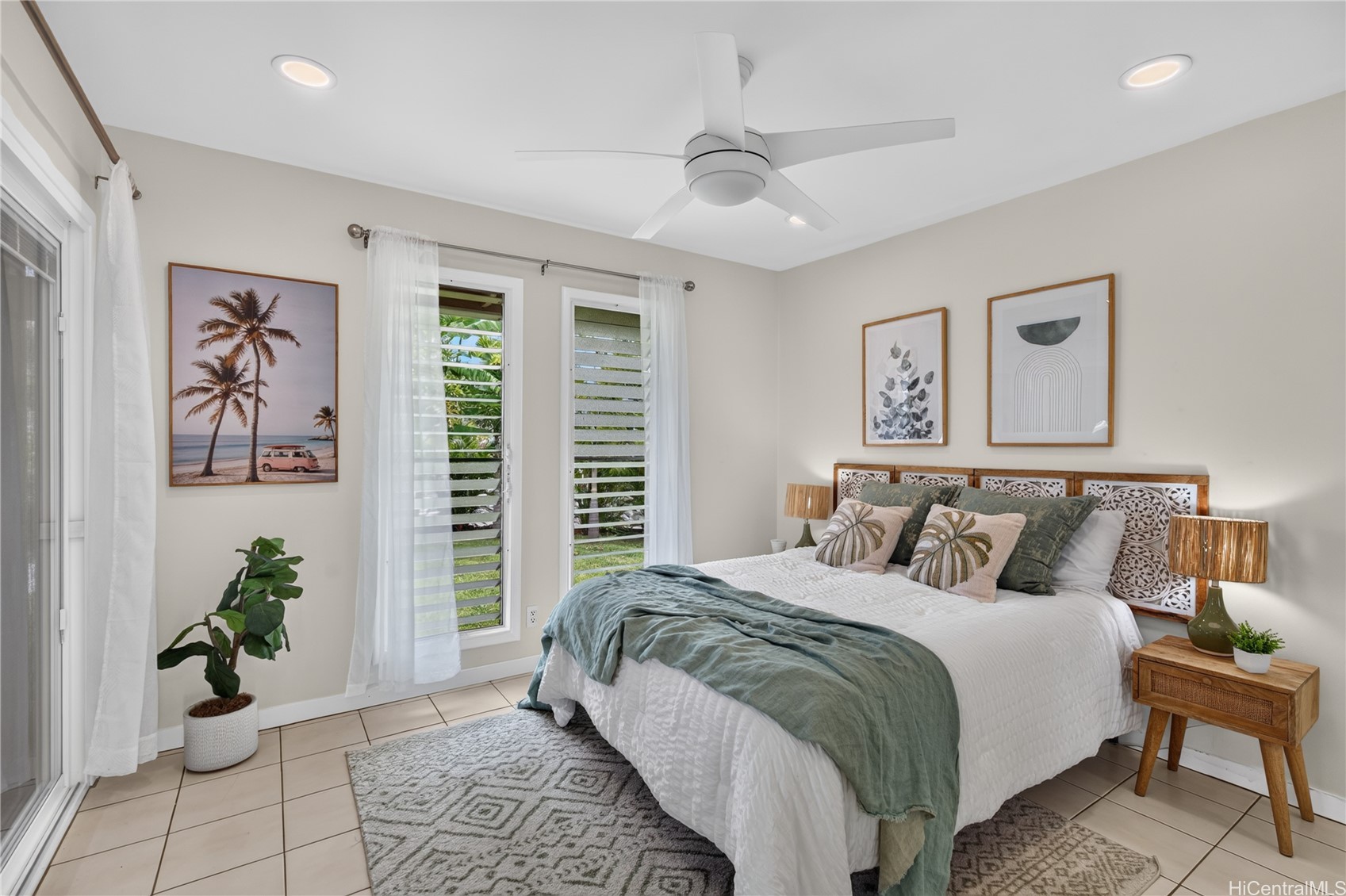 633 Keolu Drive
