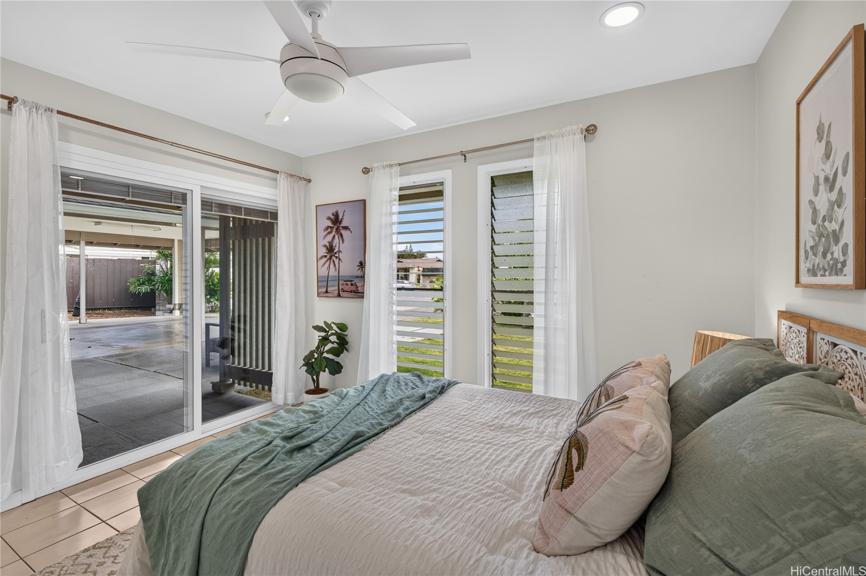 633 Keolu Drive