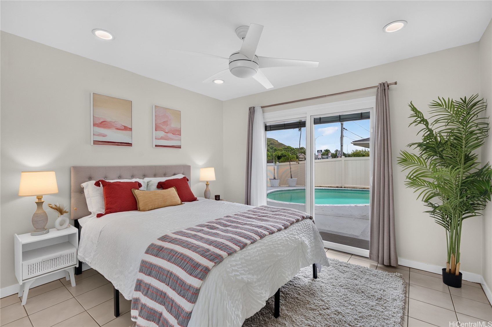 633 Keolu Drive