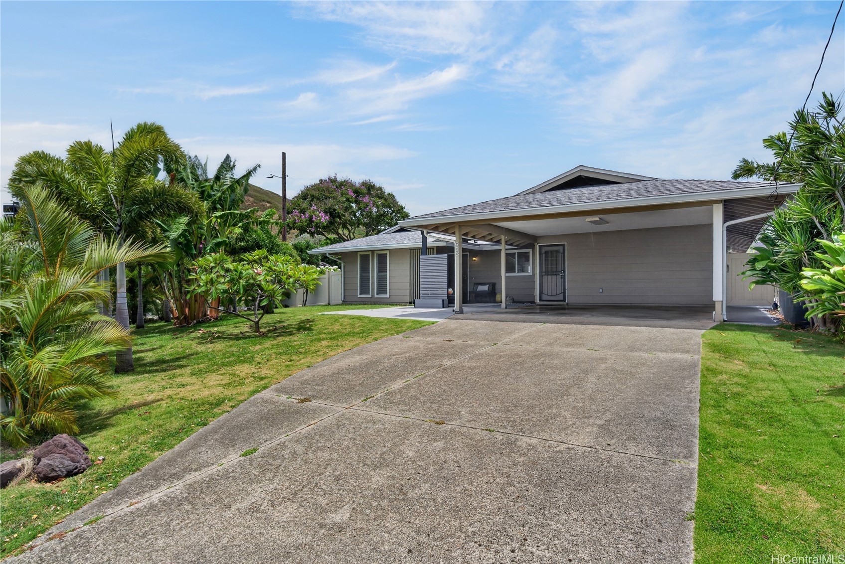 633 Keolu Drive