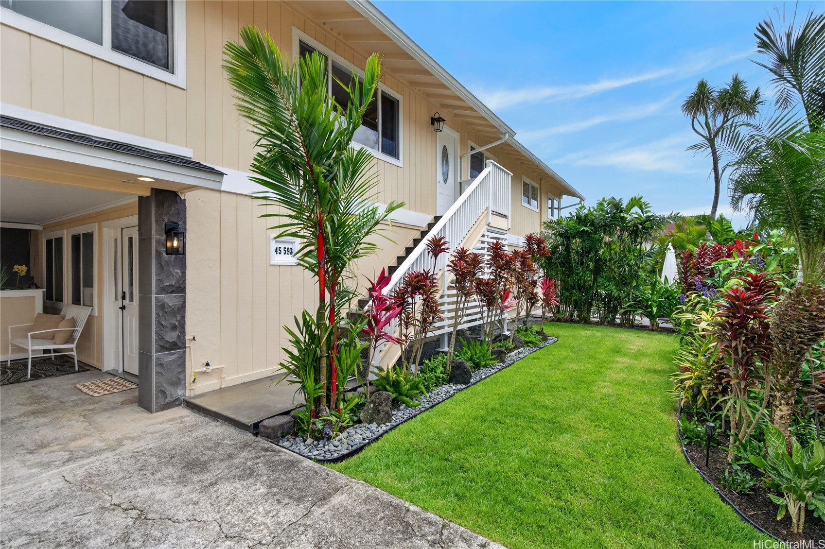 45-593 Weleweka Place