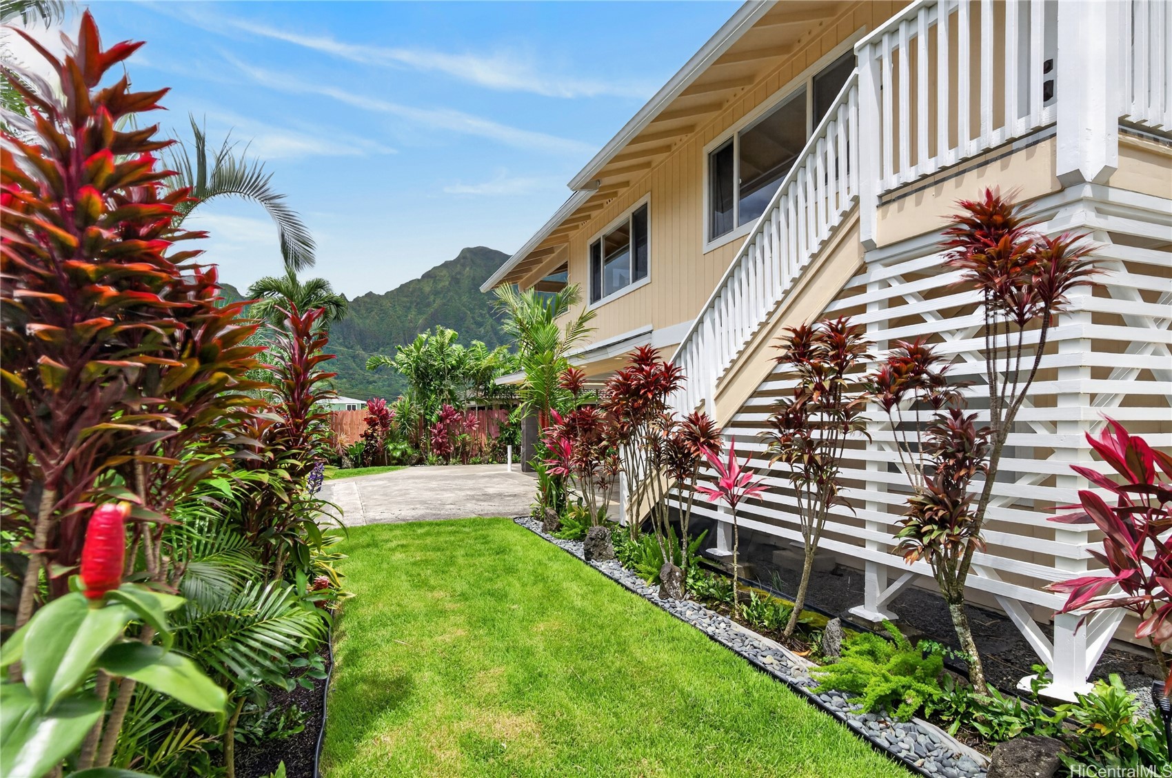 45-593 Weleweka Place