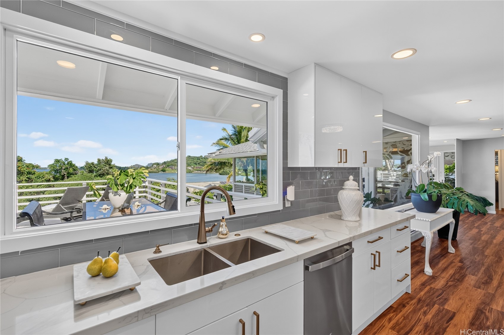 46-148 Yacht Club Place