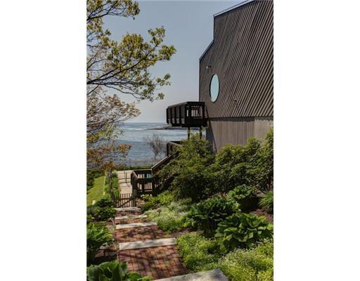 25 Pilot Point Road