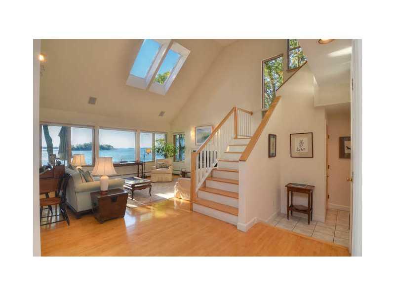 25 Merganser Way