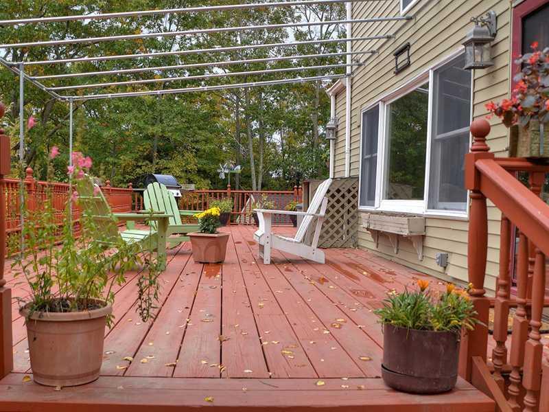 12 Hunts Point Road