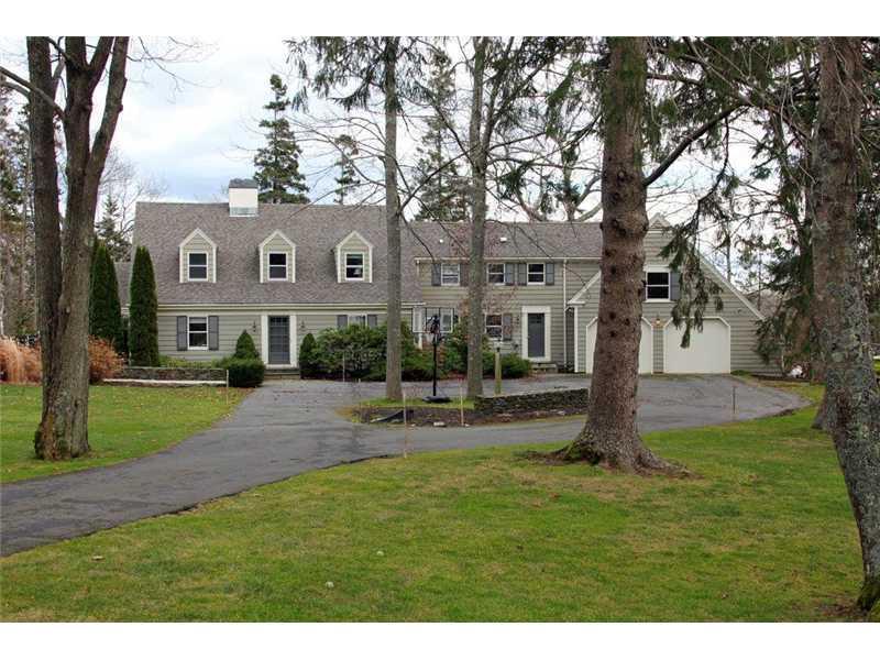 16 Hunts Point Road