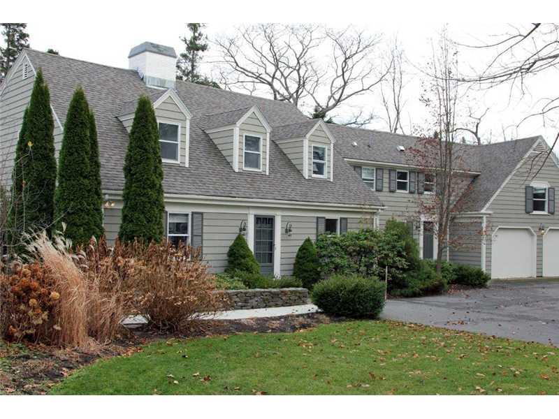 16 Hunts Point Road