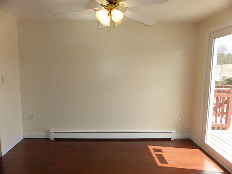 6 Goshen Road