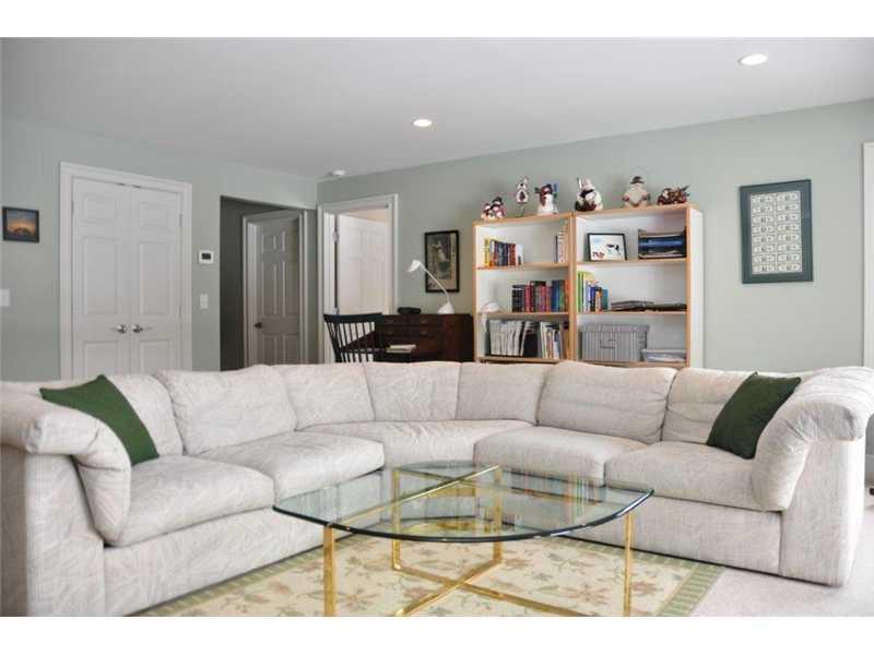 20 Ladyslipper Lane