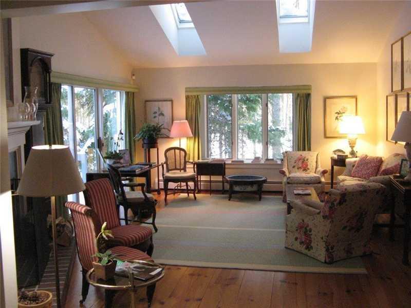 10 Blueberry Cove Road, 10