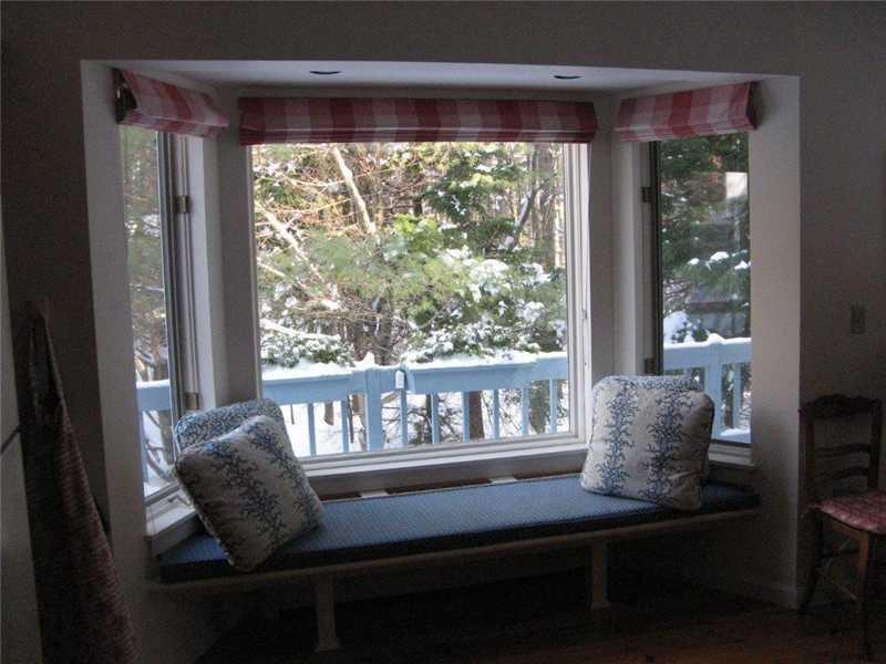 10 Blueberry Cove Road, 10