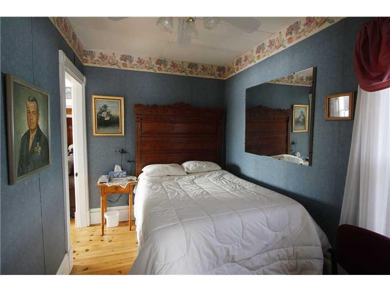38 River Road