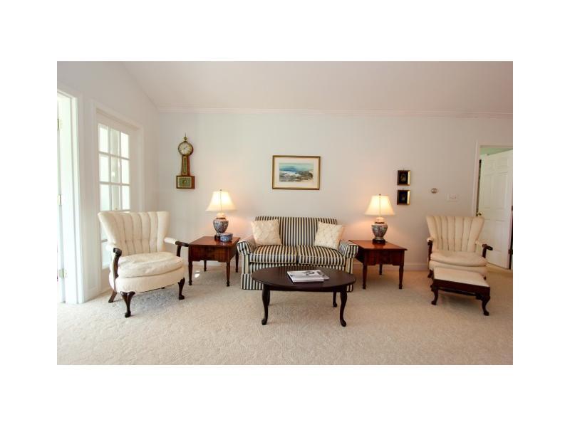 10 Stoney Creek Drive, 10