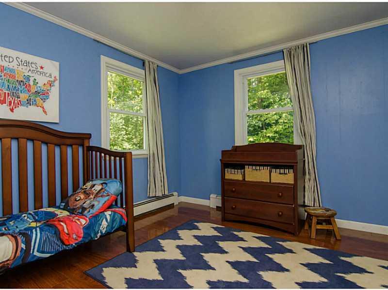 10 Small Hardy Road