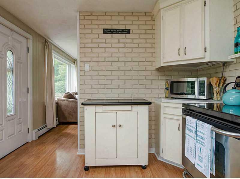 10 Small Hardy Road
