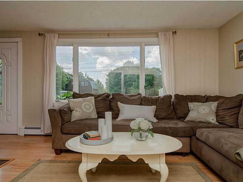 10 Small Hardy Road