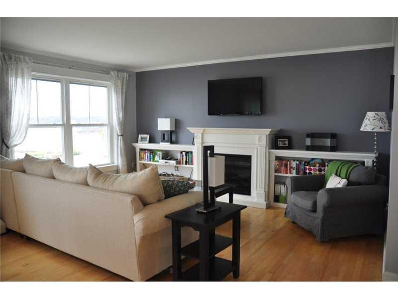 244 Veranda Street, 1