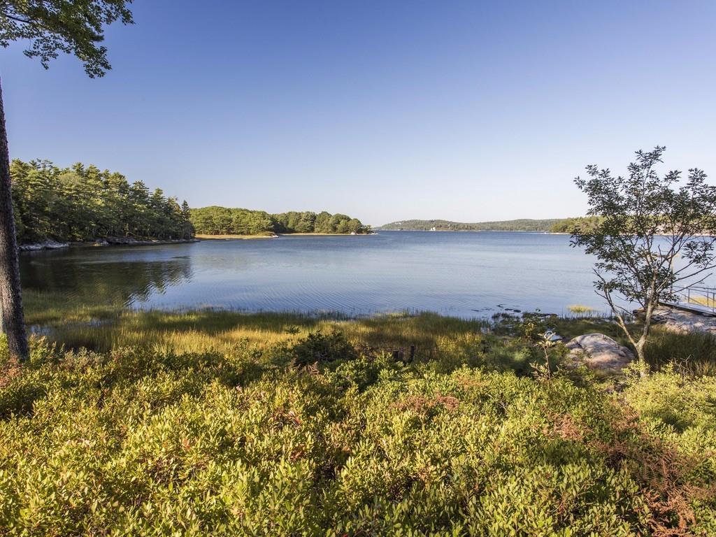 26 Rockland Rest Drive