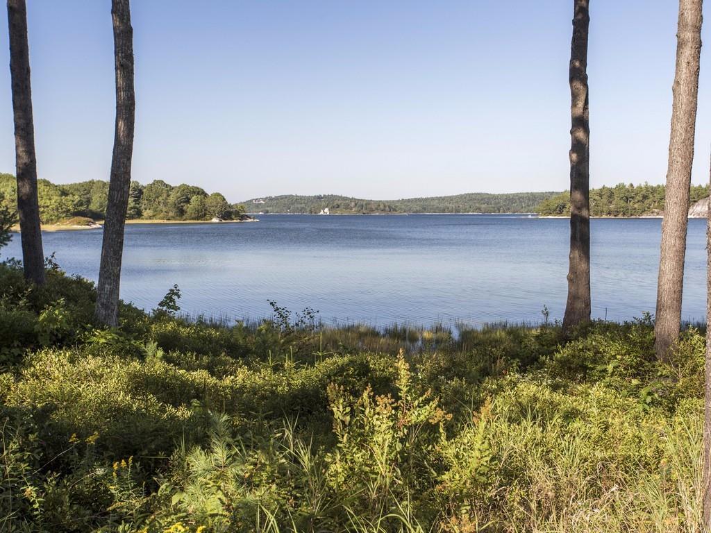 26 Rockland Rest Drive