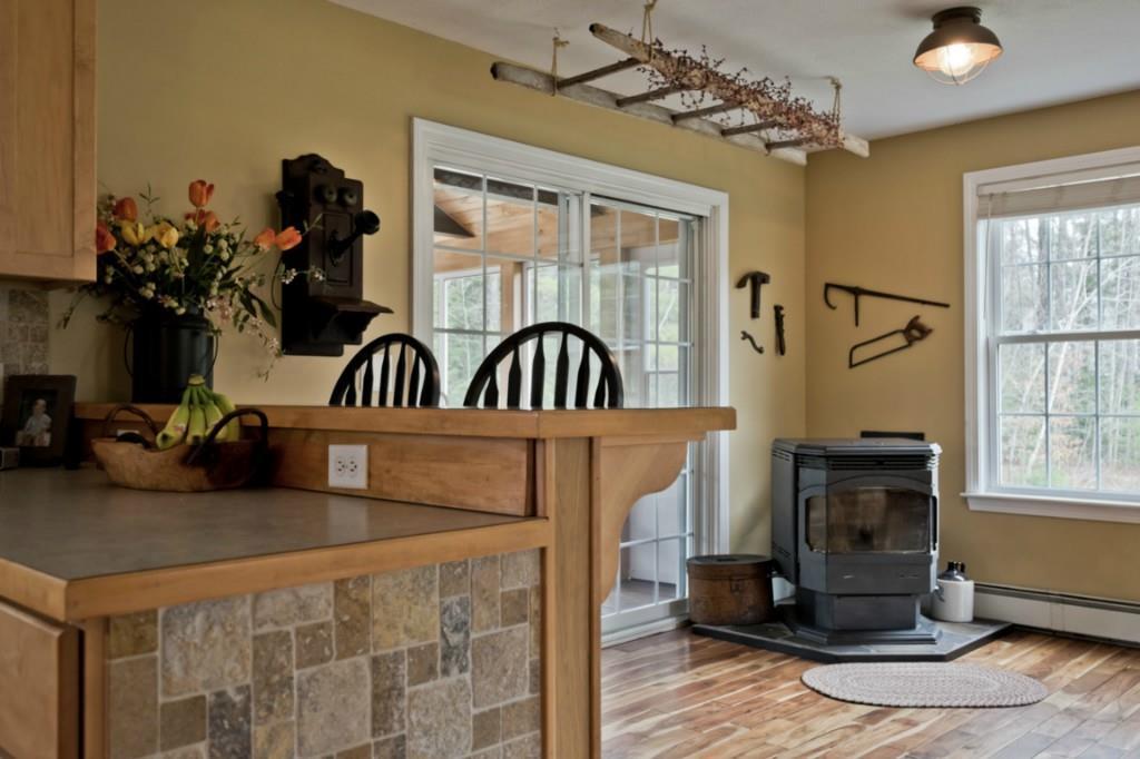 15 Goldenwood Drive