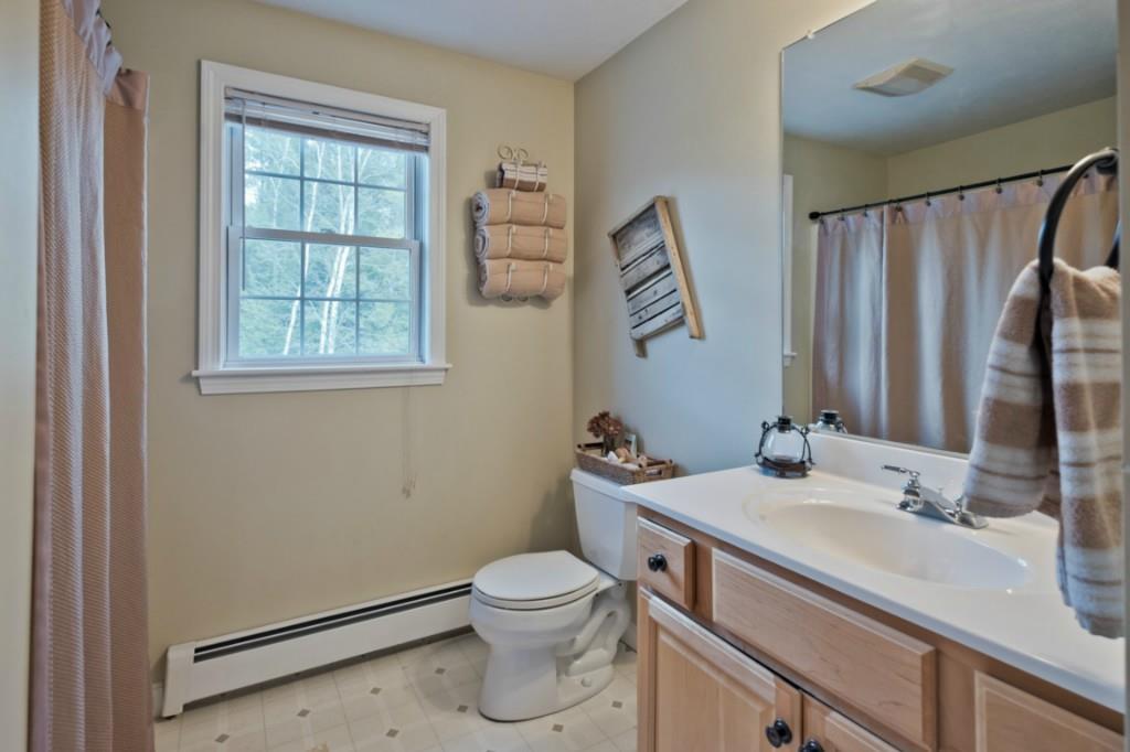 15 Goldenwood Drive