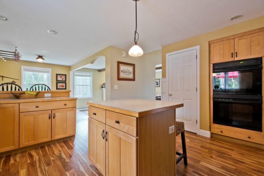 15 Goldenwood Drive