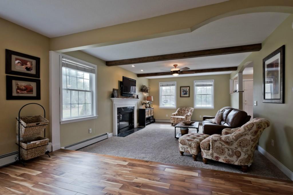 15 Goldenwood Drive