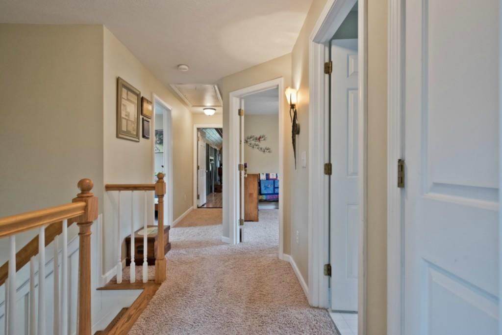 15 Goldenwood Drive