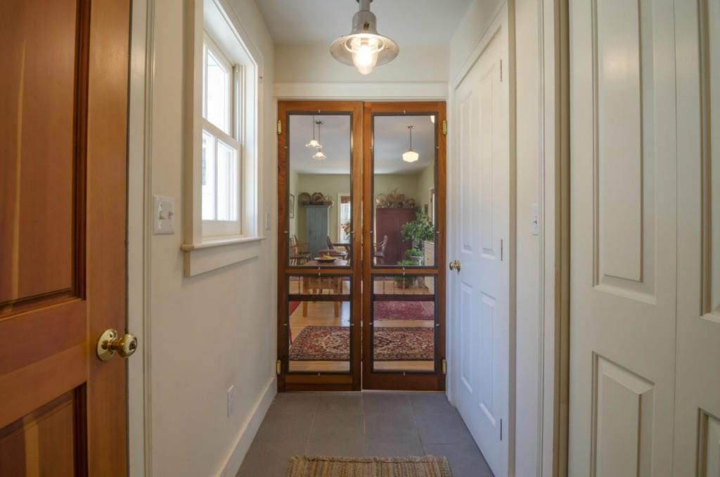 42 Valley Road