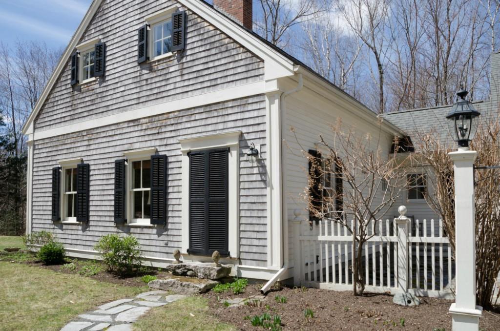 42 Valley Road