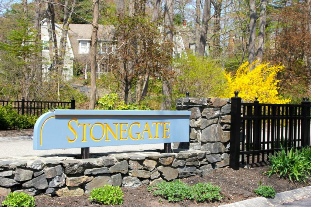 18 Stonegate Road