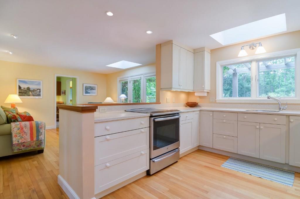 22 Pilot Point Road