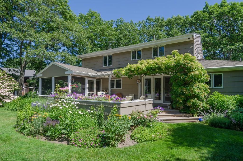 22 Pilot Point Road