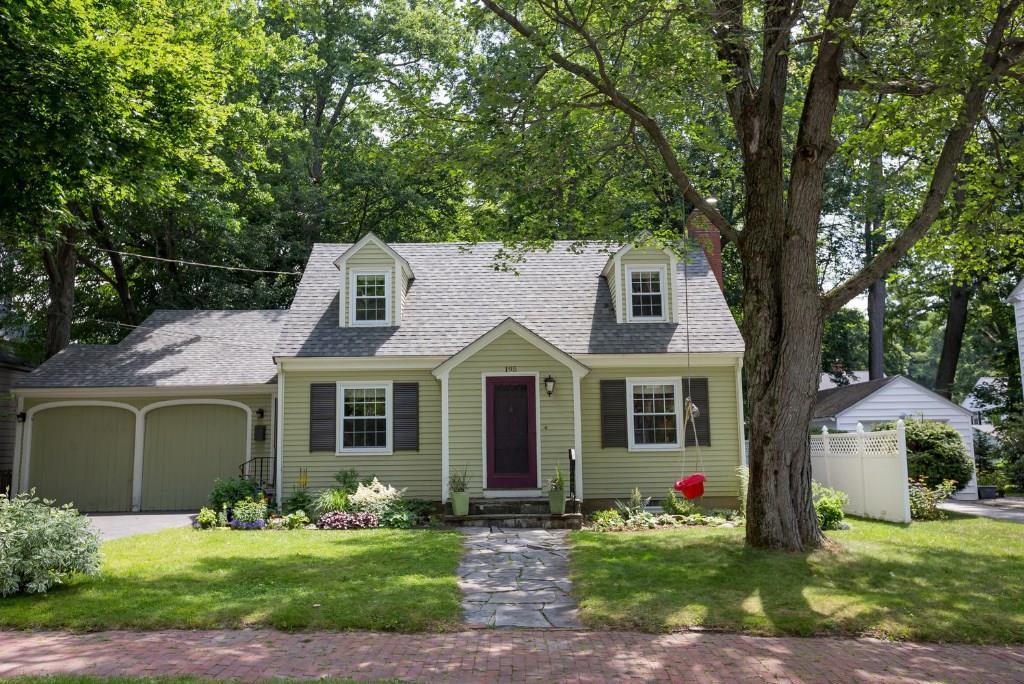 195 Bradley Street