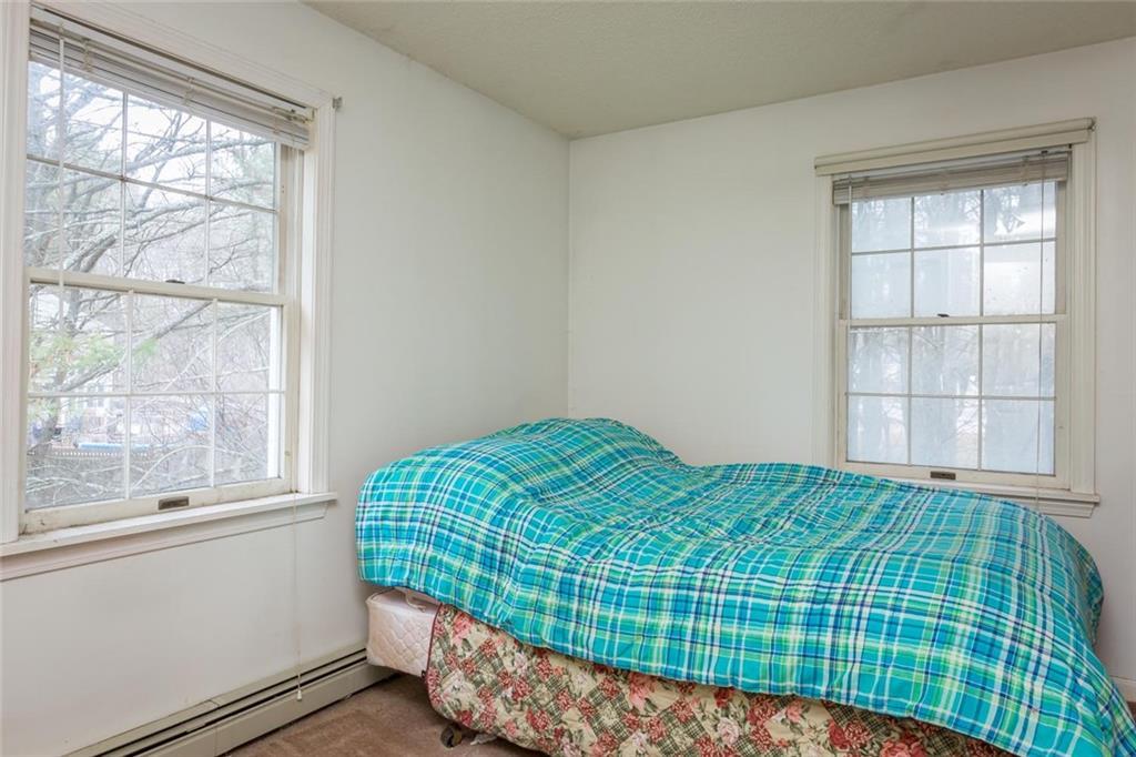 33 Upland Lane