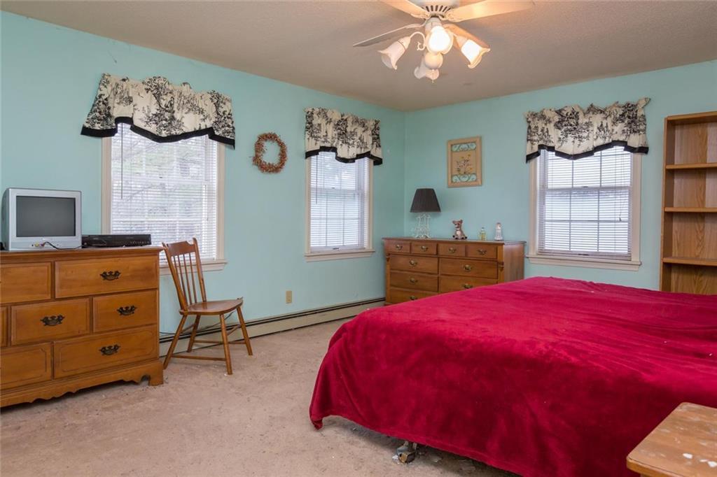33 Upland Lane