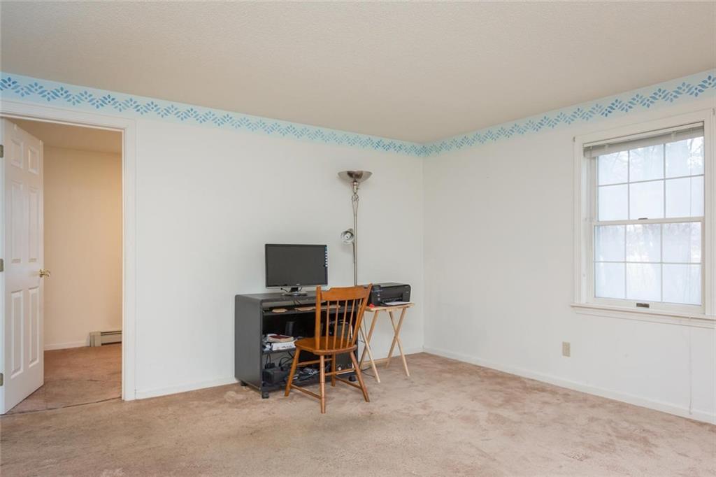 33 Upland Lane