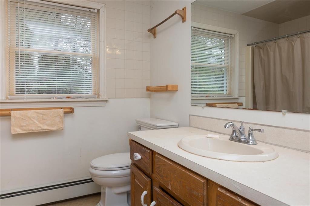33 Upland Lane