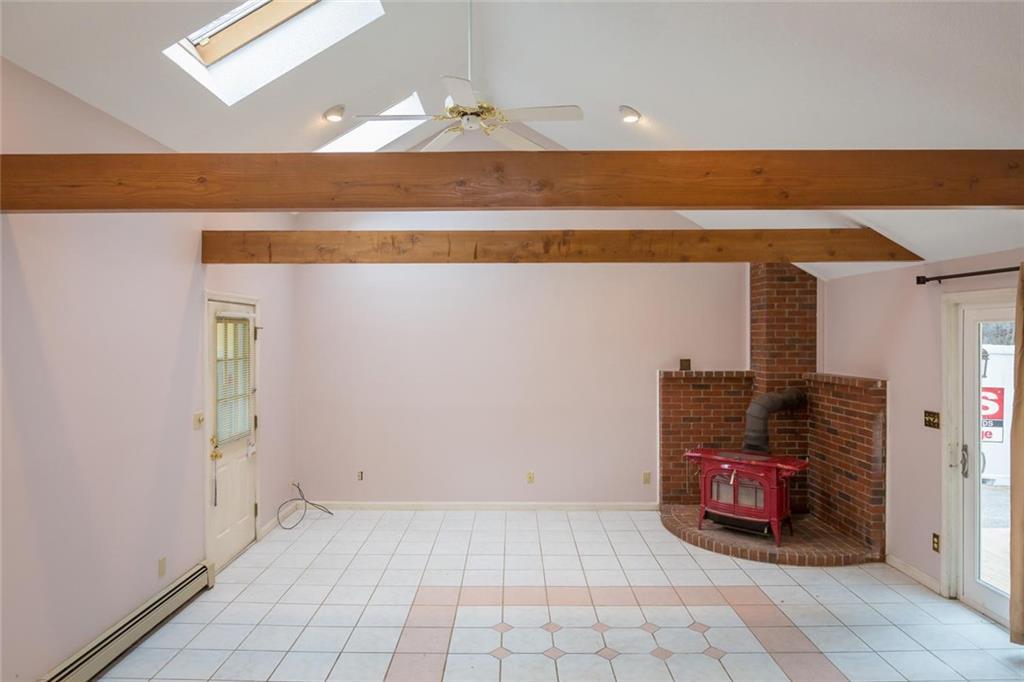 33 Upland Lane