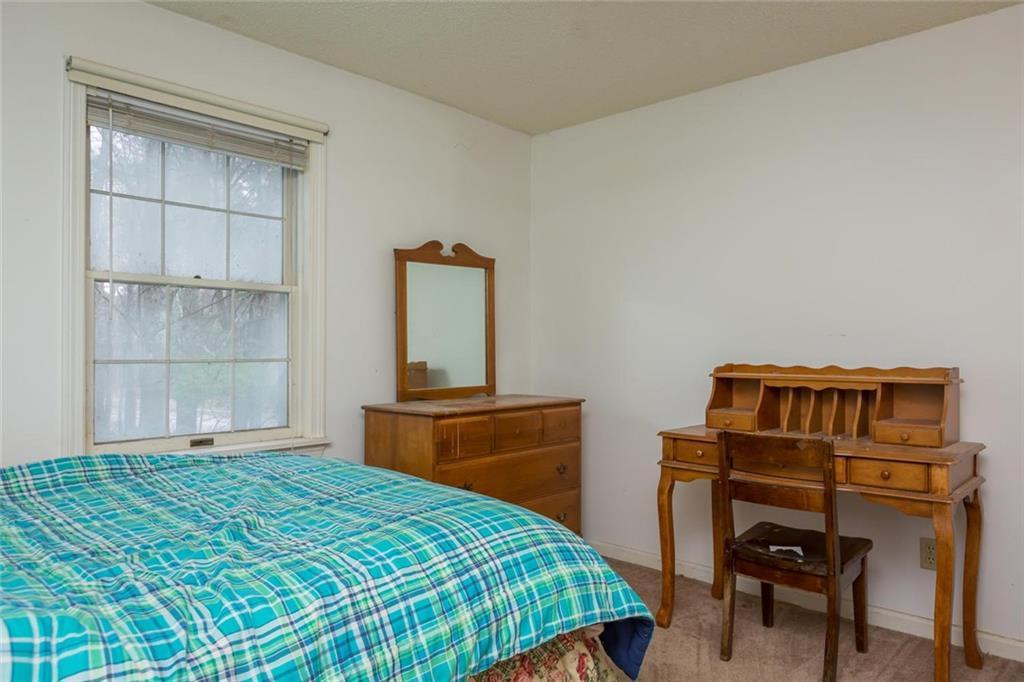 33 Upland Lane